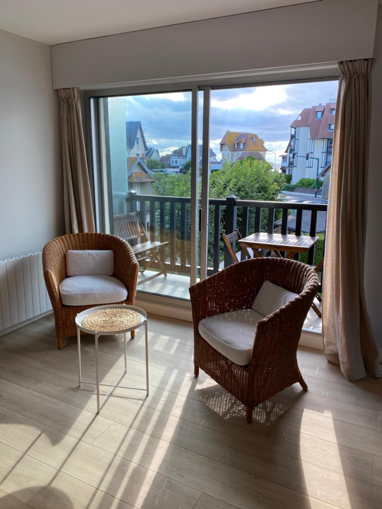 Appartement 65M2 Avec Balcon Vues Partielles Mer A 150M De La Plage Et Centre, Wifi Et Parking Prive Blonville-sur-Mer Zewnętrze zdjęcie